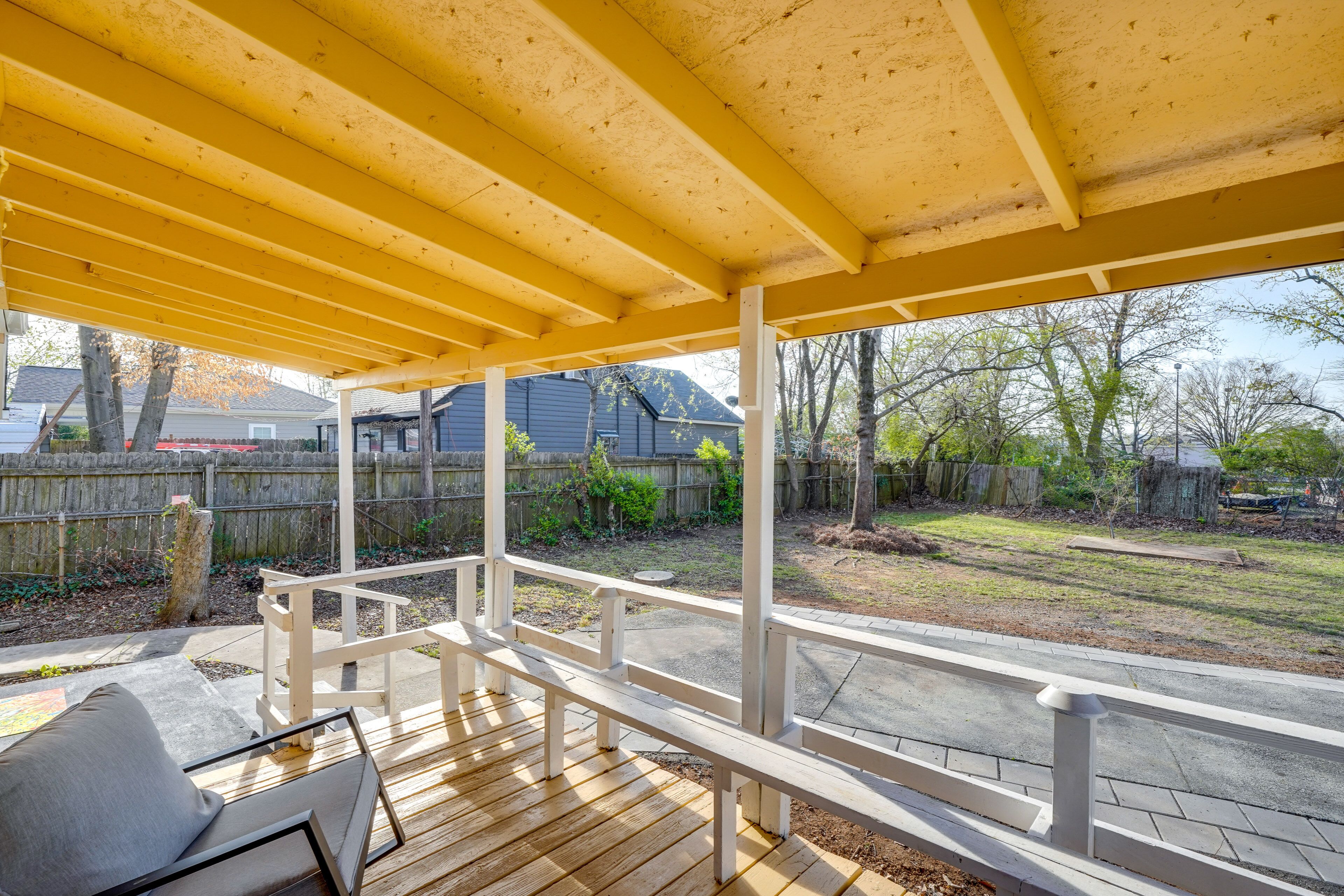 Quaint Greensboro Vacation Rental w/ Yard