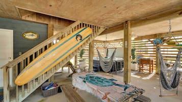 House (4 Bedrooms) | Front of property