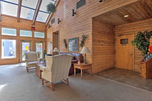 Apartment (3 Bedrooms) | Interior - 4 Mi to Natl Park: Mtn-view Gatlinburg Retreat! (Gatlinburg)