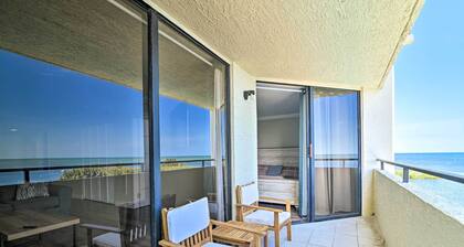 Waterfront Condo: Resort Pool, Tennis & Beach