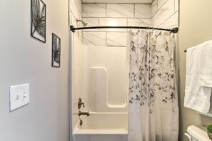Appartement (3 Bedrooms) | Salle de bain