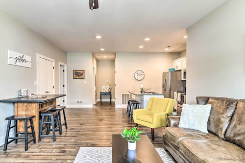 Bowling Green Apartment in the Heart of Town!