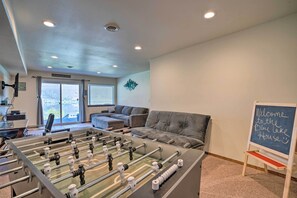 House (3 Bedrooms) | Interior - Coulee City Home w/ Mtn Views - Steps to Blue Lake (Coulee City)