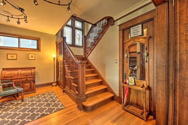 House (4 Bedrooms) | Interior