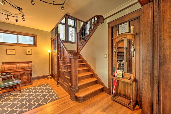 Nhà (4 Bedrooms) | Nội thất