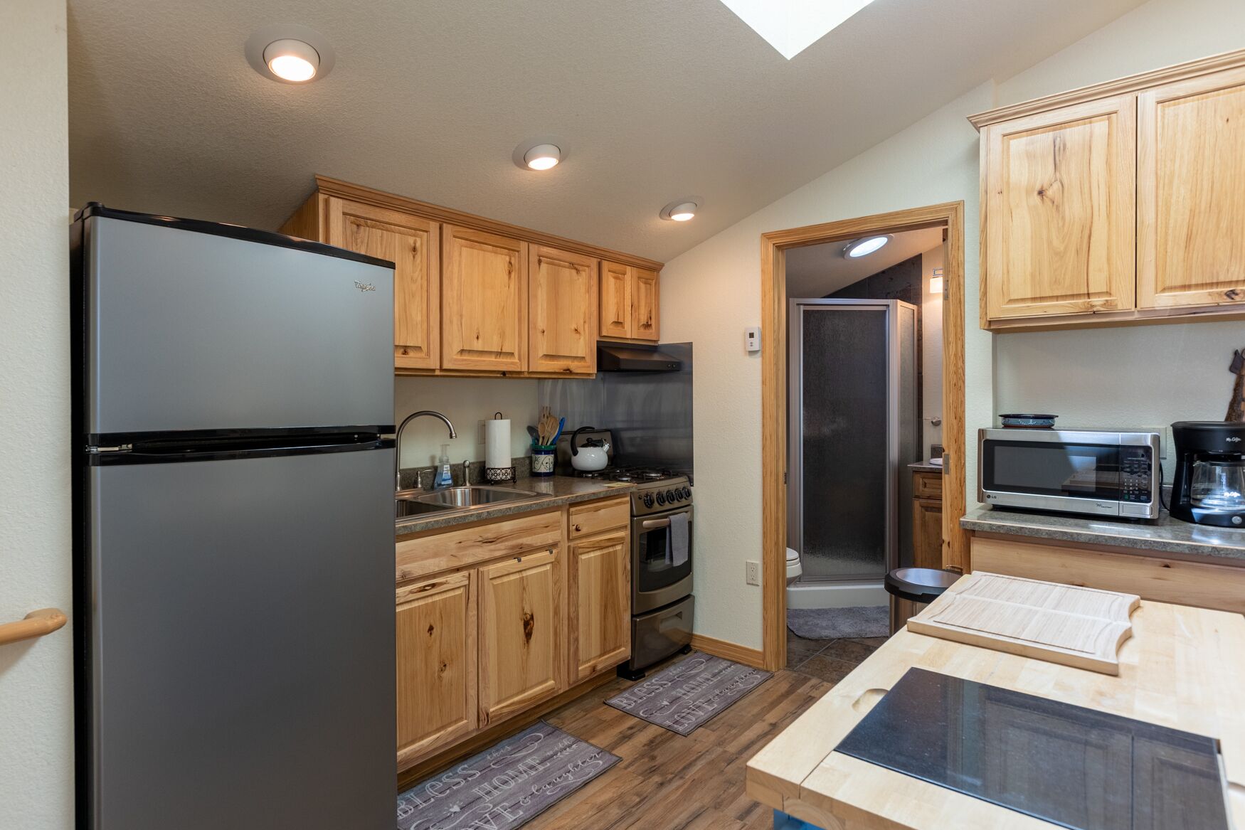 New Rental! Rare Find! Close to Wolf Creek Ski and Hot Springs