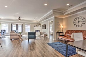 House (3 Bedrooms) | Interior - Pet-friendly Home, 5 Mi to Dtwn Louisville! (Jeffersonville)