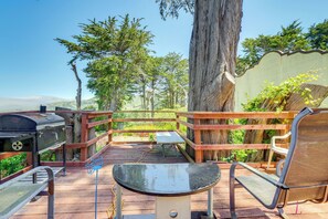 Apartment (2 Bedrooms) | Interior - Pet-friendly Montara Apt w/ Yard Near Beaches (Montara)