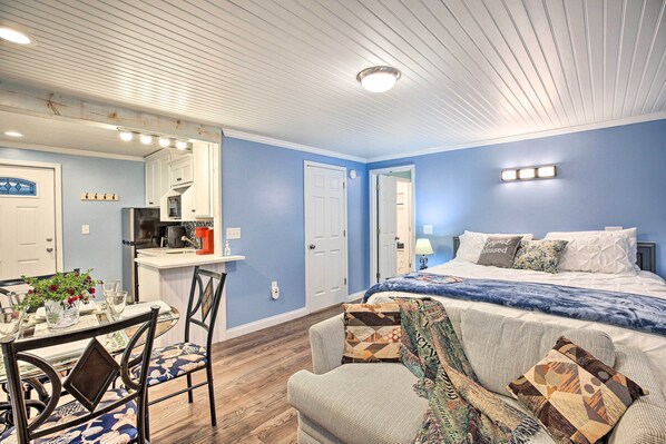 Apartment (1 Bedroom) | Interior