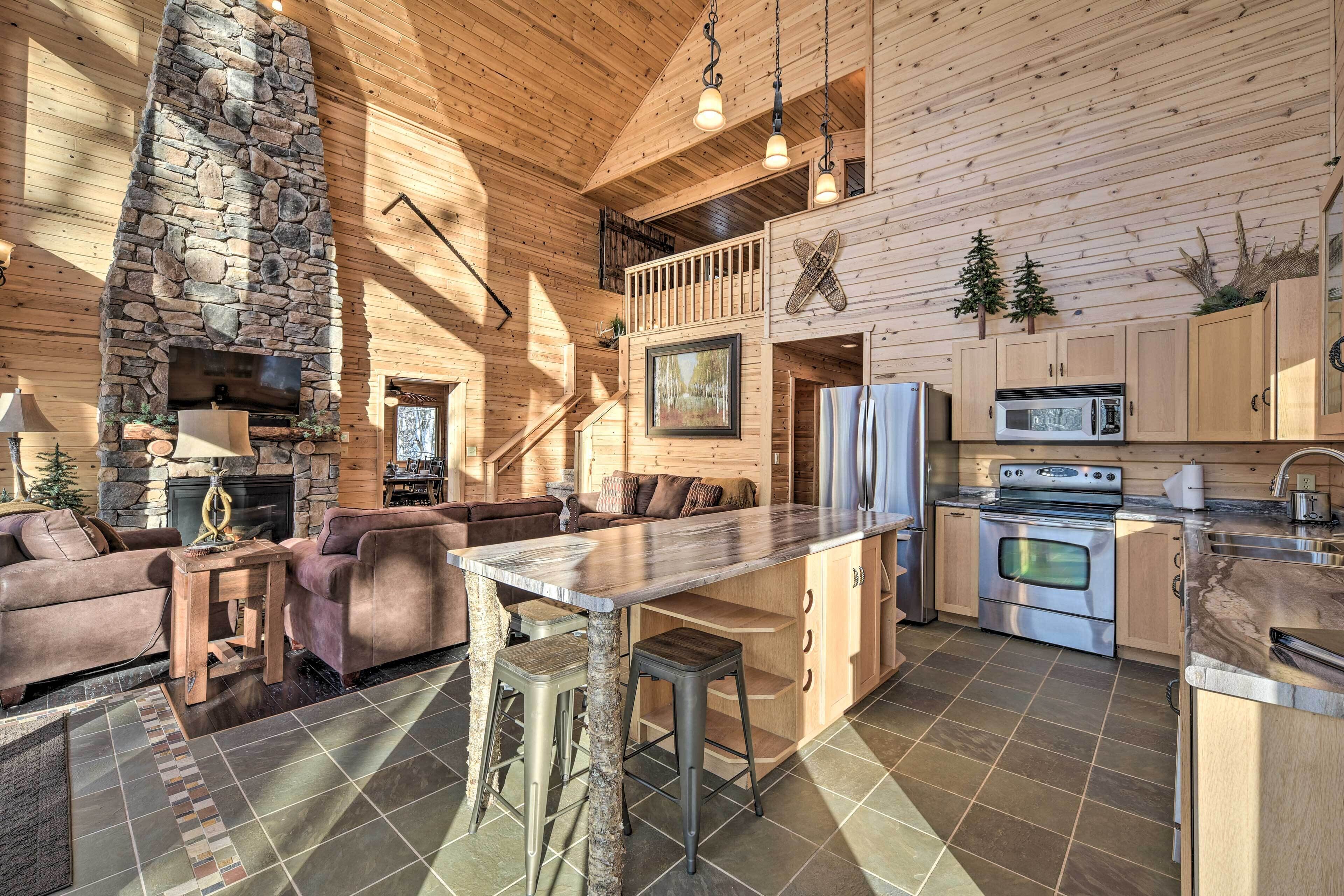 Scenic Hayward Lake View Retreat w/ Fire Pit