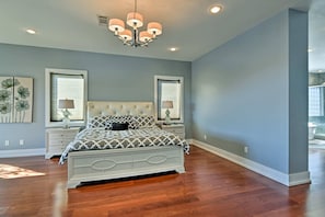 House (5 Bedrooms) | Interior