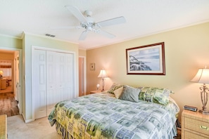 Apartment (3 Bedrooms) | Interior - 1 Mi to Apache Pier: Myrtle Beach Condo w/ Pool (Myrtle Beach)