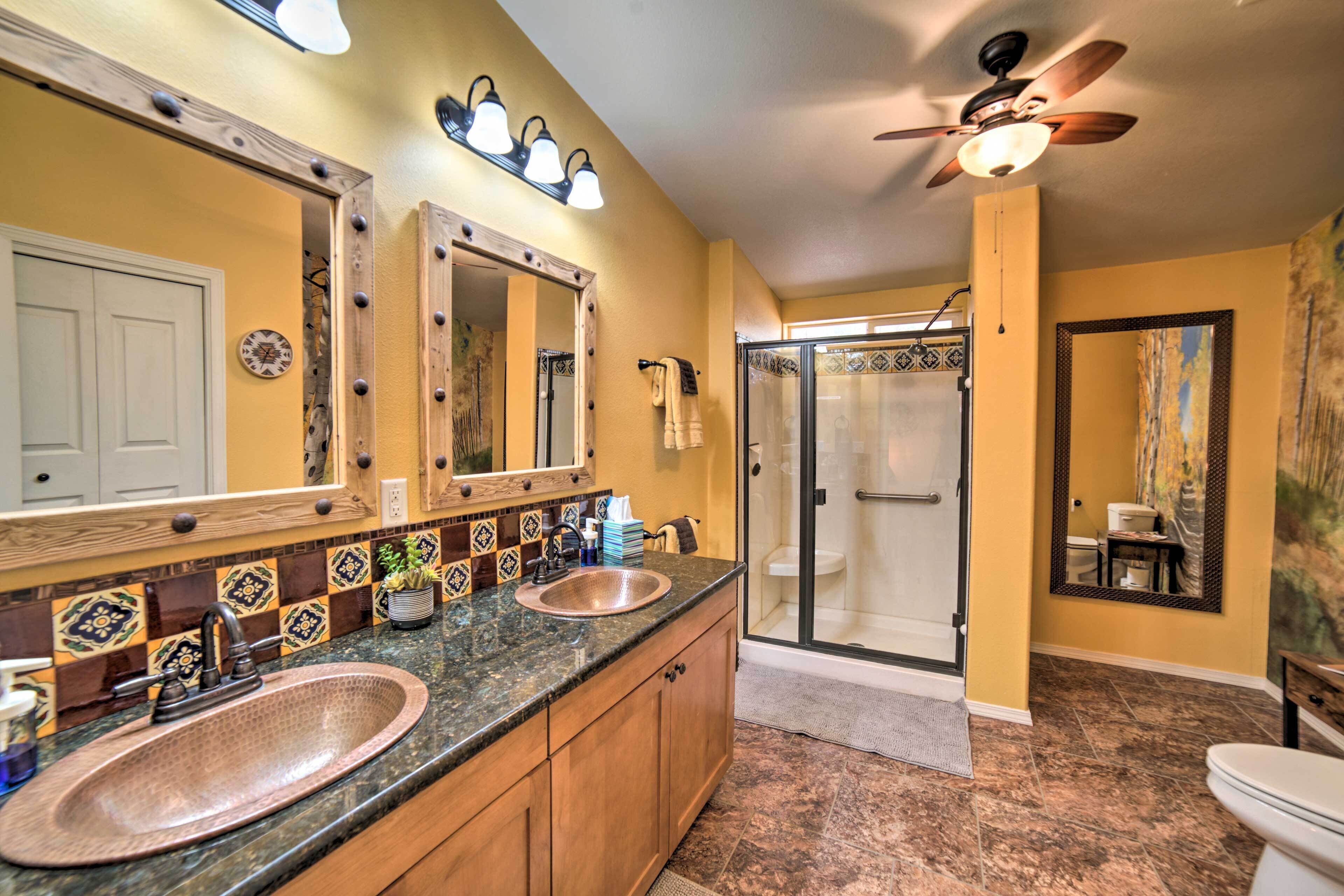 'hilltop Hideout' w/ Peaceful Mountain Views