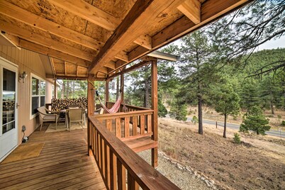 'hilltop Hideout' w/ Peaceful Mountain Views