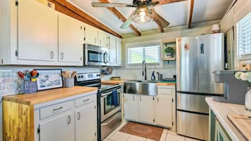 Cottage (2 Bedrooms) | Interior