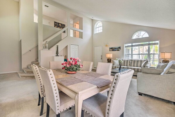 Interior - < 5 Mi to Disney Parks: Spacious Home w/ Lanai (Kissimmee)