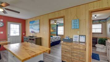 Cottage (2 Bedrooms) | Interior