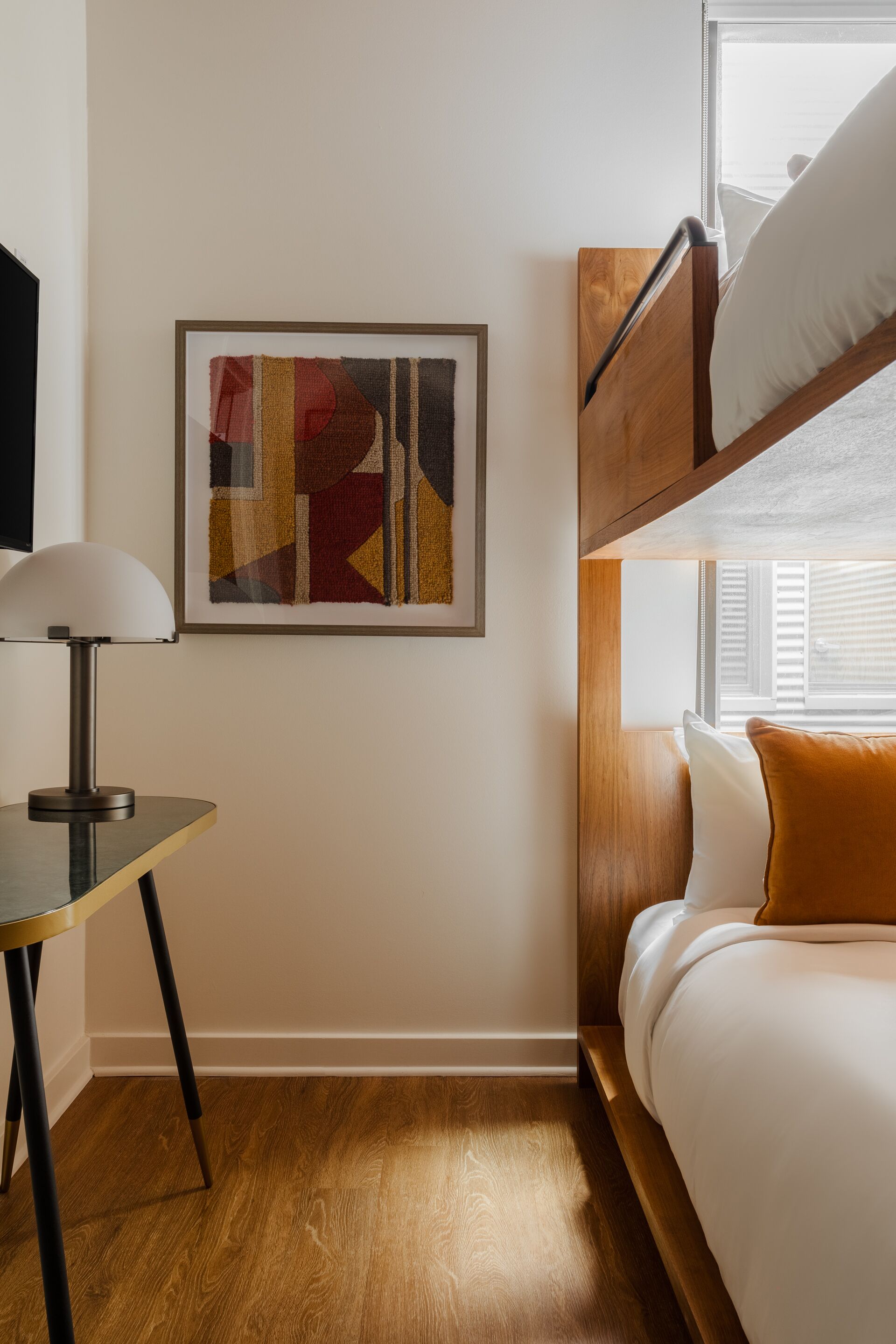 Found Chicago powered by Sonder | Bunk Room