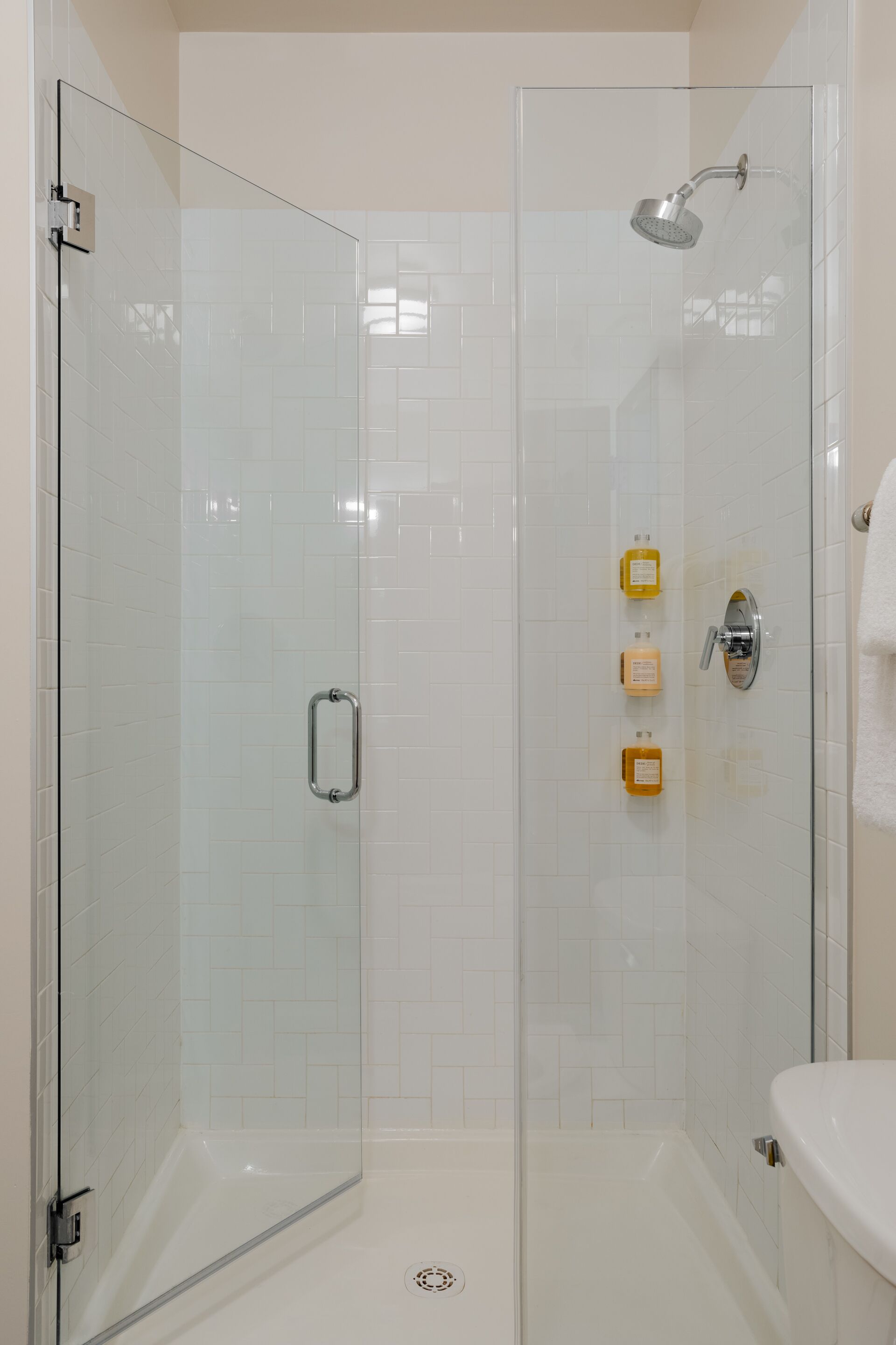 Found Chicago powered by Sonder | Bunk Room