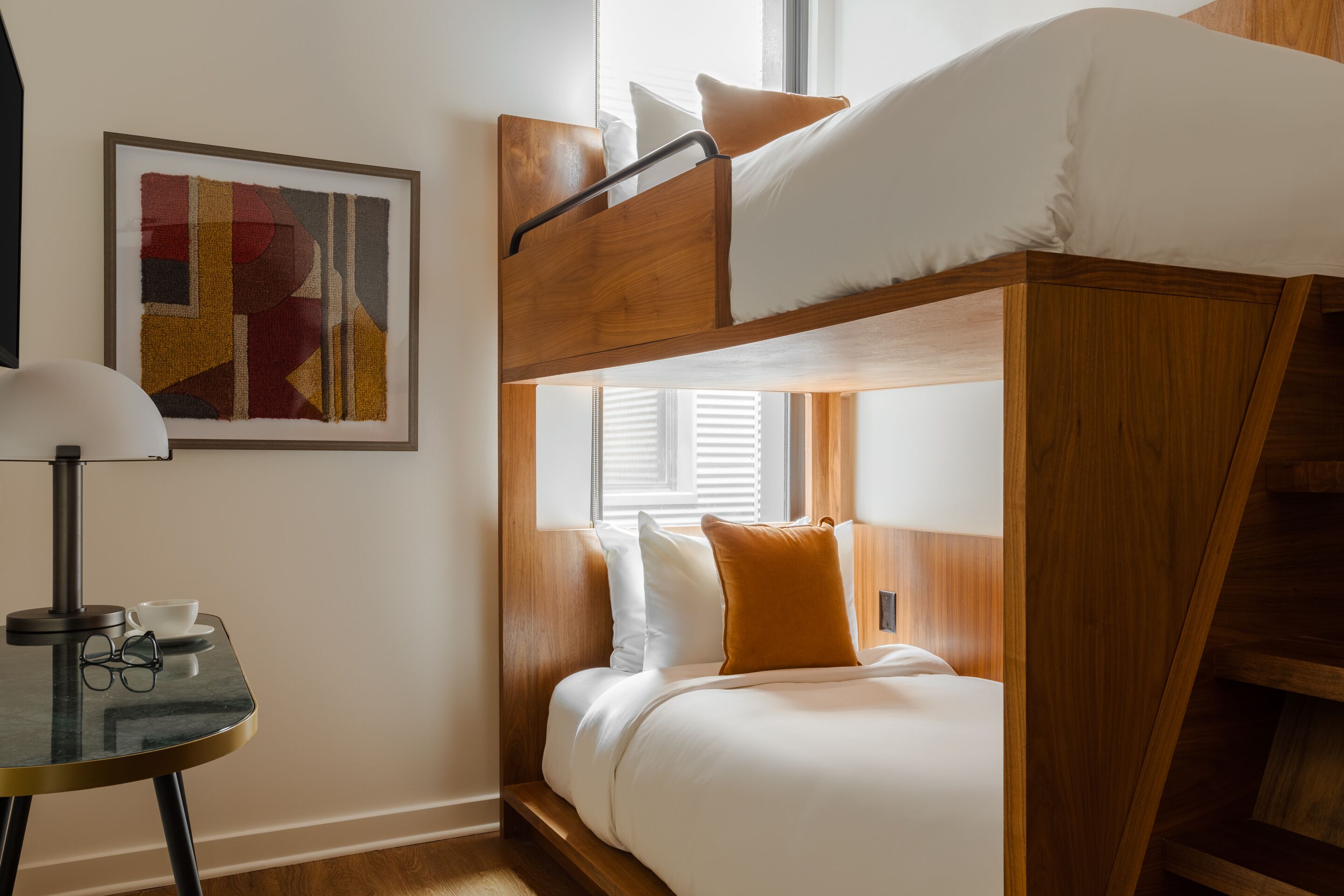 Found Chicago powered by Sonder | Bunk Room