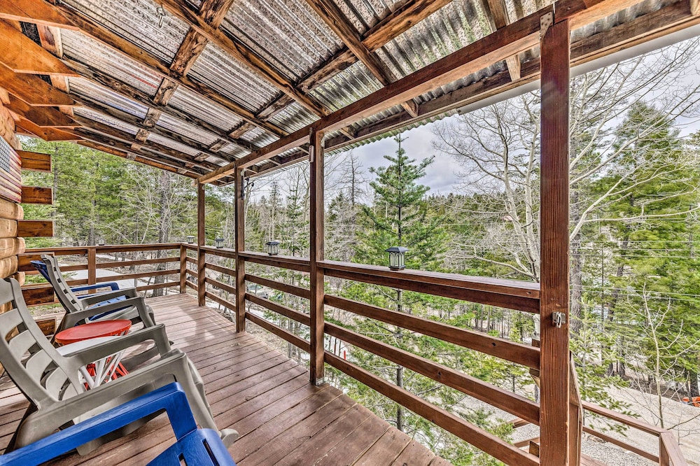Cloudcroft Tree House Cabin: 1 Mi to Downtown