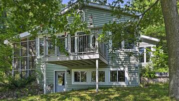 Cottage (2 Bedrooms) | Interior