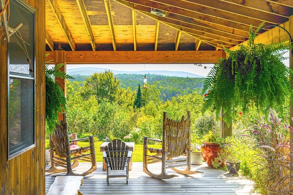 House (2 Bedrooms) | Interior - Greensboro Home w/ Porch & Countryside Views! (Stannard)