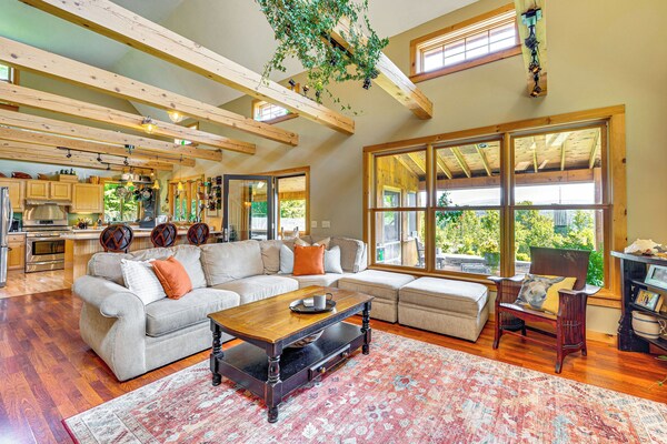 Greensboro Home W/ Porch & Countryside Views! - Vermont