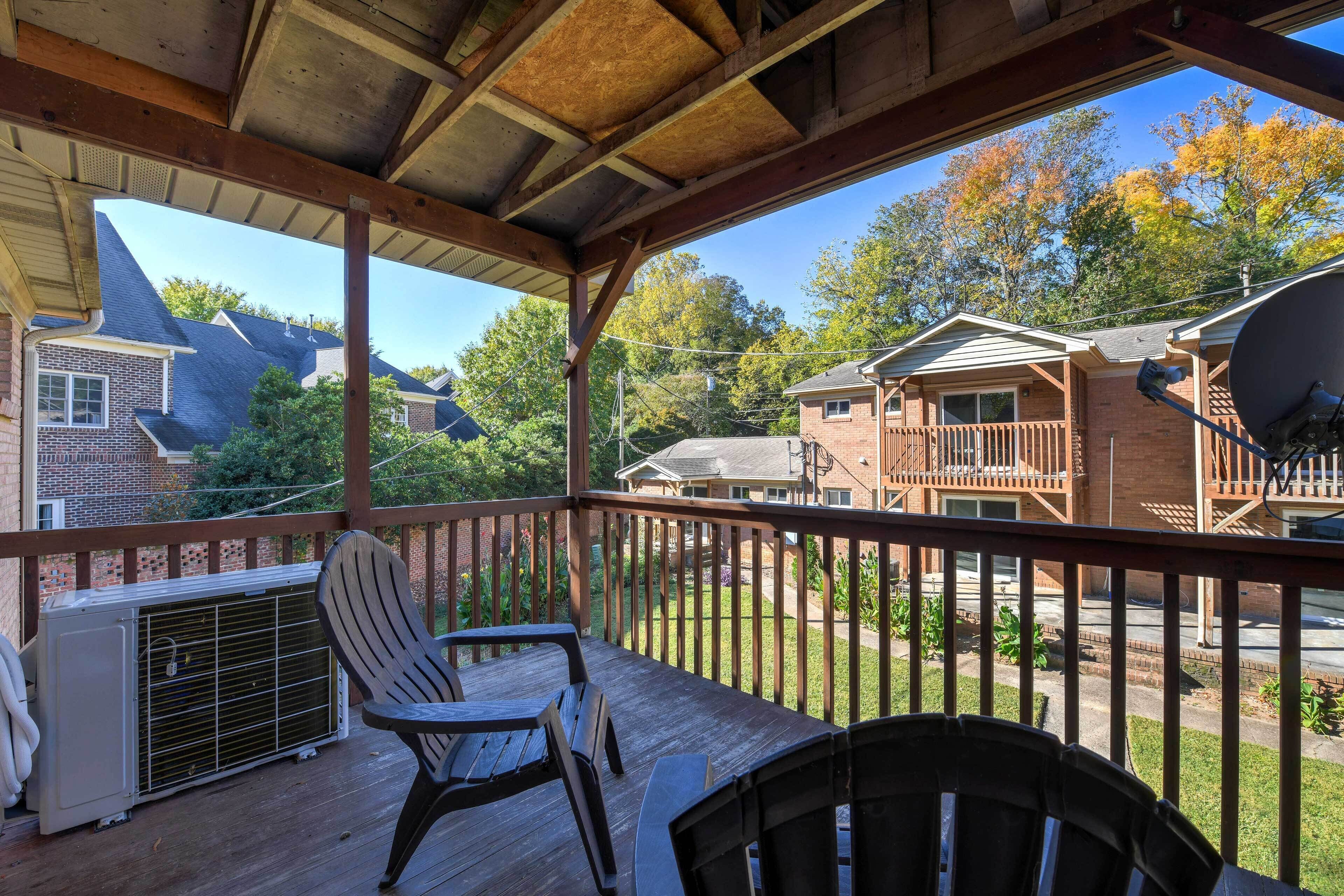 Charming Charlotte Condo - Fully Renovated!