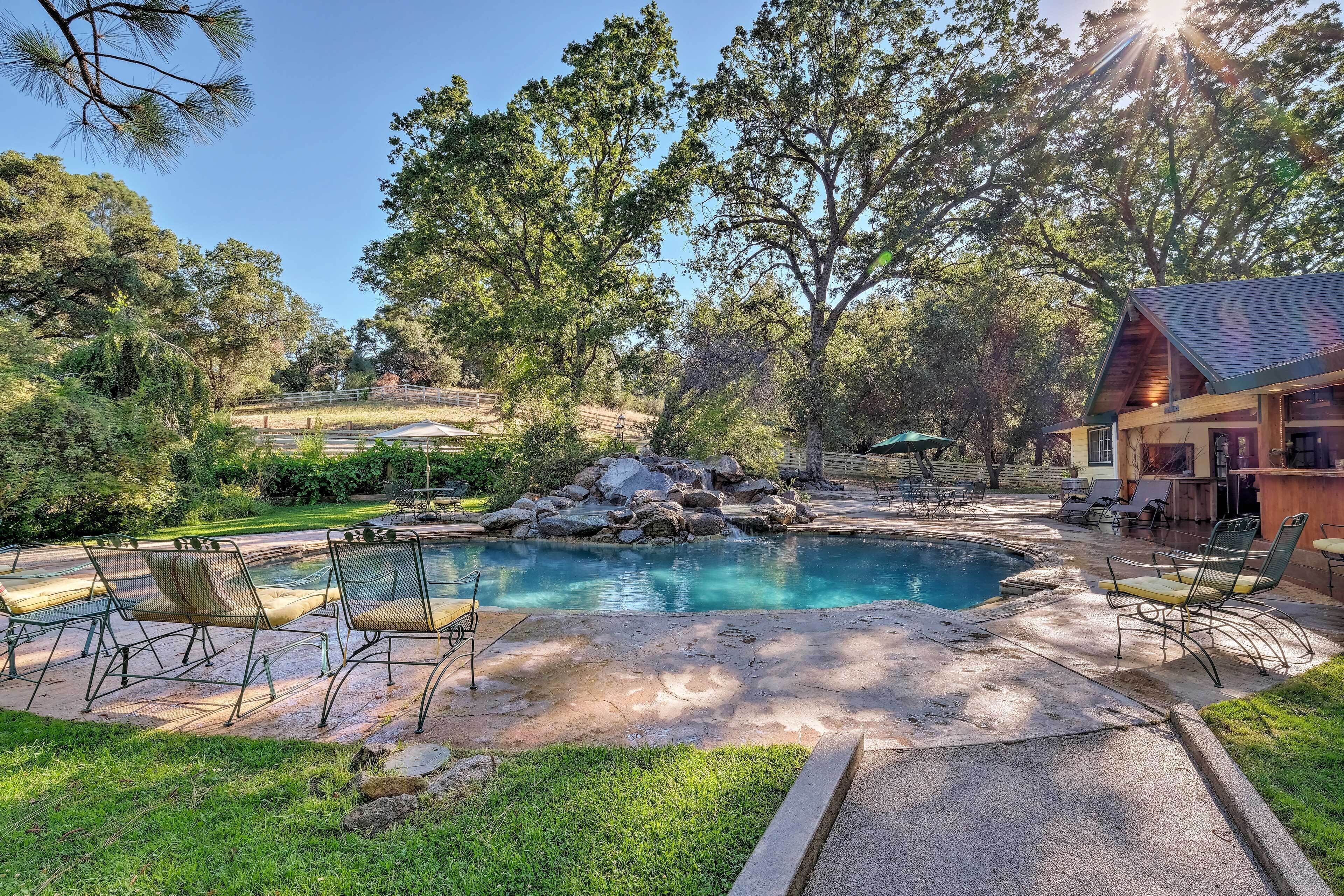 Sonora Home on 10 Resort Acres w/ Shared Pool!