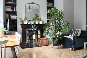 Interior - Maisonette Flat in Islington (London)