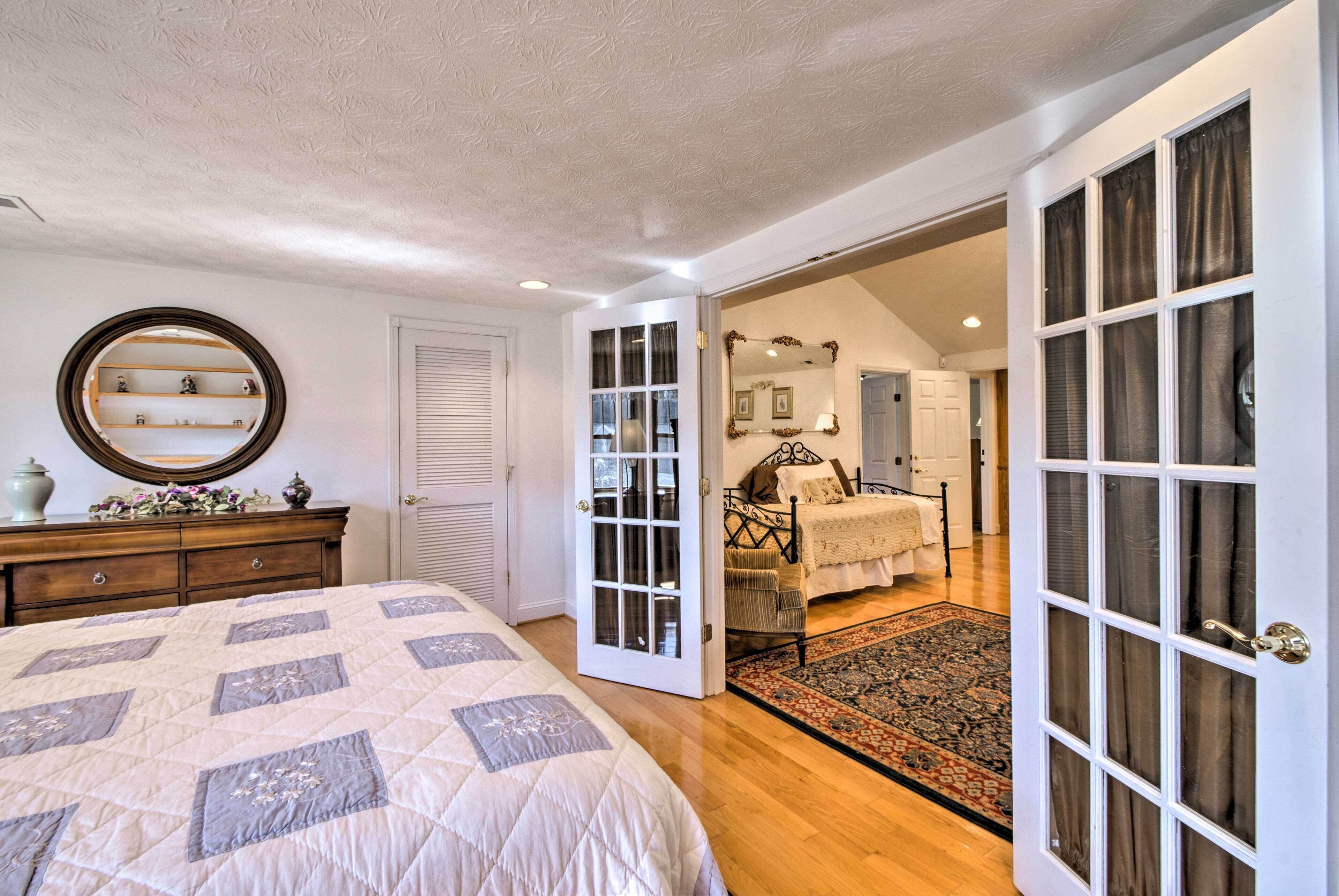 House (Multiple Bedrooms) | Interior