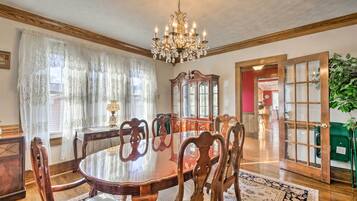 House (Multiple Bedrooms) | Interior