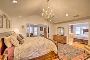 House (Multiple Bedrooms) | Interior