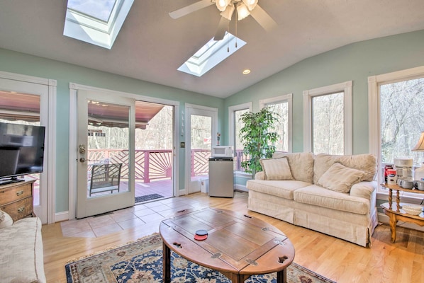 House (Multiple Bedrooms) | Interior - Damascus Home w/ Fire Pit & Views, Walk to Shops! (Damascus)