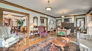 House (Multiple Bedrooms) | Interior