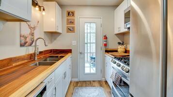 Rumah (2 Bedrooms) | Interior