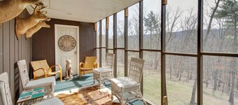Broadway Cabin w/ Hot Tub: Hike & Ski