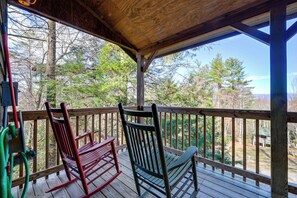 House (0 Bedroom) | Interior - 'gone Hiking' Bryson City Cabin w/ Hot Tub & Grill (Bryson City)
