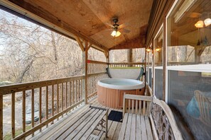 House (0 Bedroom) | Interior - 'gone Hiking' Bryson City Cabin w/ Hot Tub & Grill (Bryson City)