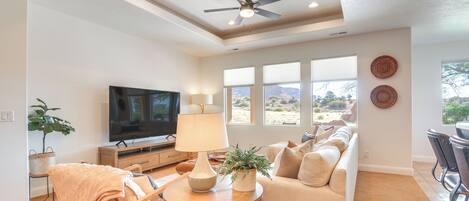 House (3 Bedrooms) | Depan hartanah