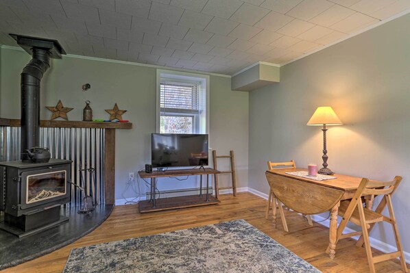 Cottage (2 Bedrooms) | Interior