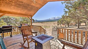 House (3 Bedrooms) | Terrace/patio