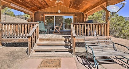 4-season Mountain Escape With Breathtaking View!