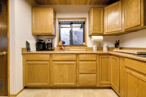 Talo (3 Bedrooms) | Sisätilat