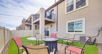 8 Mi to Usafa! Townhome w/ Game Room & Backyard