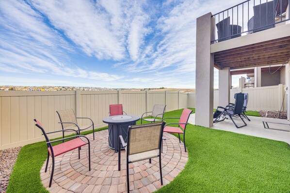 Apartment (3 Bedrooms) | Front of property