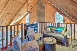 House (3 Bedrooms) | Interior - Calico Rock Home, Walk to White River & Dtwn! (Calico Rock)