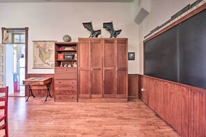 House (1 Bedroom) | Interior