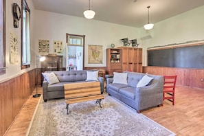 House (1 Bedroom) | Interior
